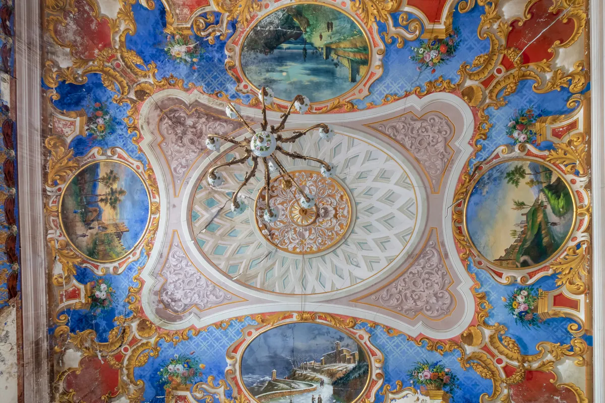 Un soffitto dipinto del Palazzo